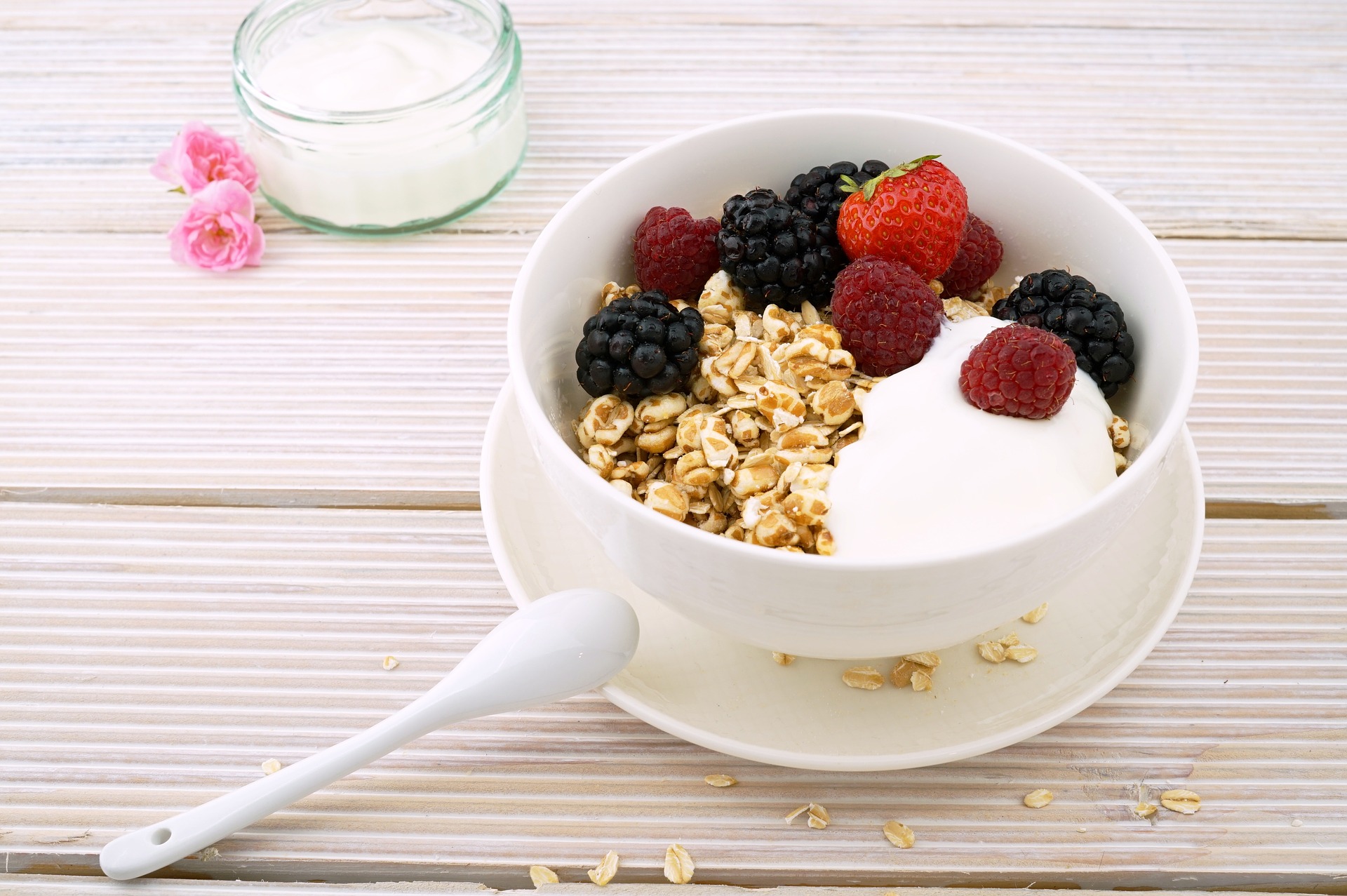 Müsli mit Joghurt