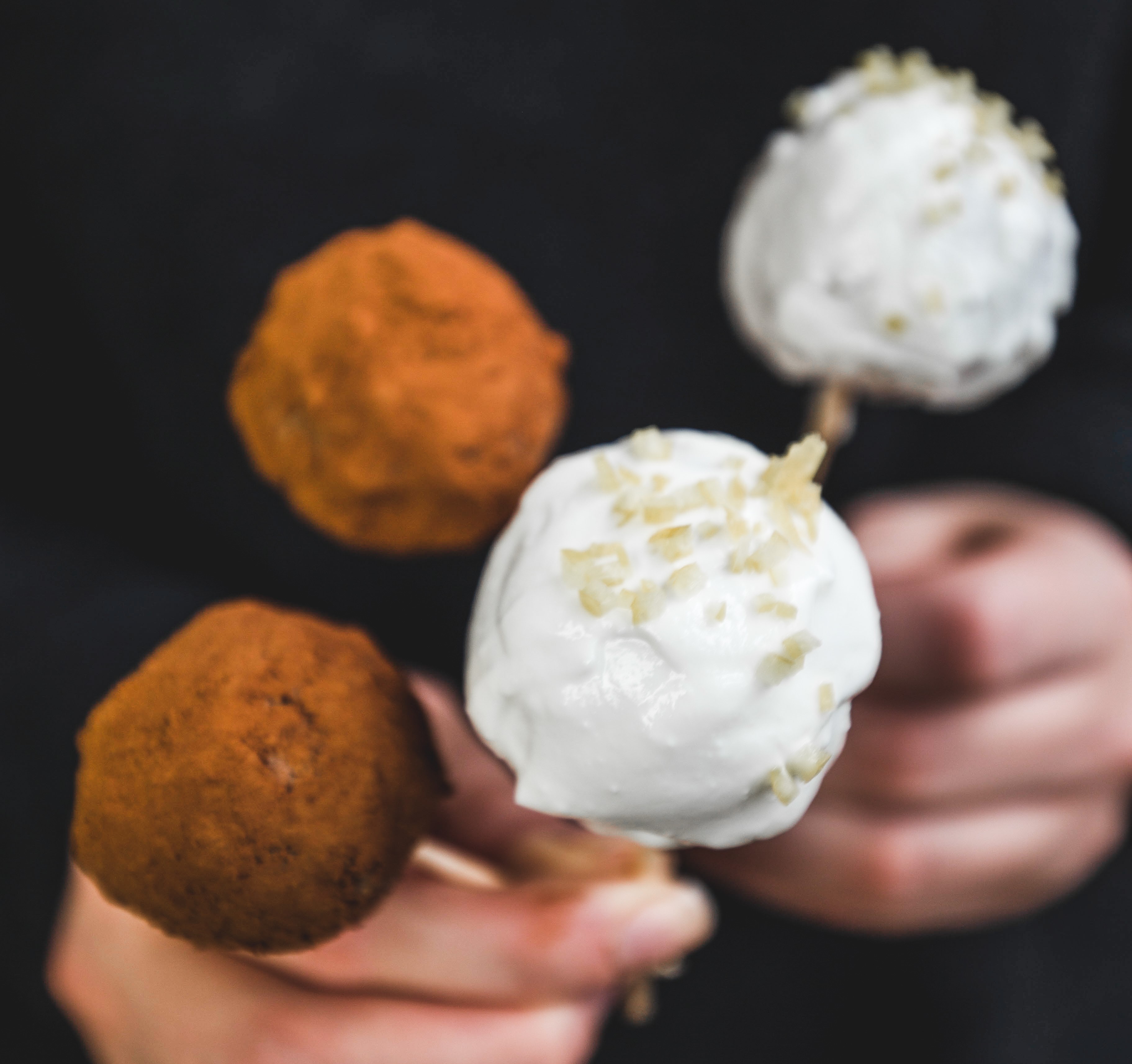 Kuchen am Stiel - gesunde Cake-Pops - taste&amp;soul Blog