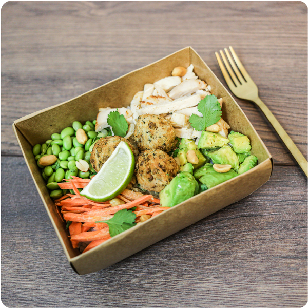 Unser Lieferservice bringt dir die Chicken Buddha Bowl direkt nach Hause.